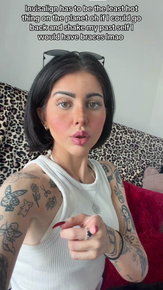 Post 6 by CLARA 💋 on TikTok (video)