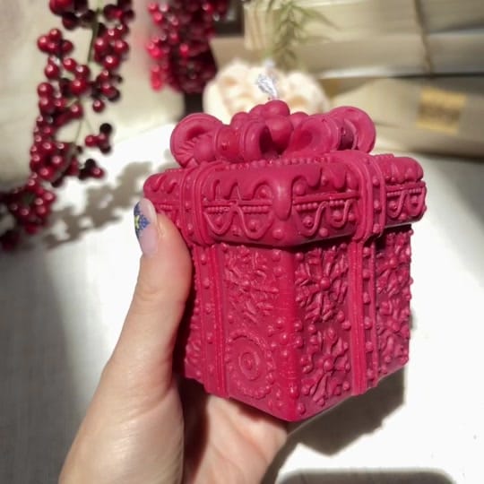 Post 3 by GIFT BOXES & CANDLES on TikTok (video)