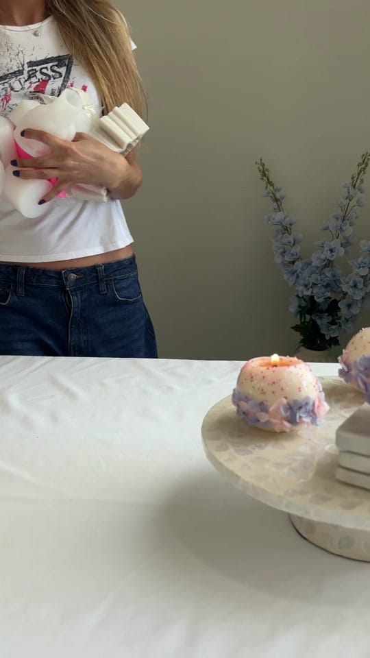 Post 10 by GIFT BOXES & CANDLES on TikTok (video)