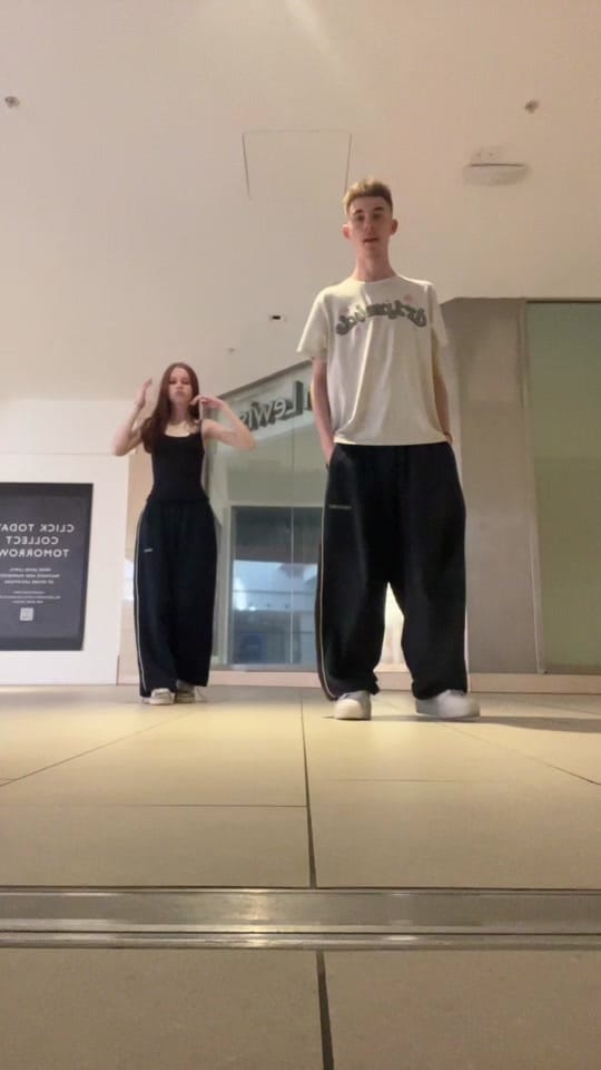 Post 3 by 𝕬𝖘𝖍𝖉𝖊𝖓🦇 on TikTok (video)
