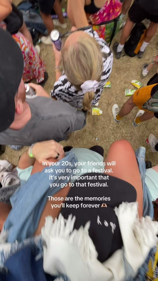 Post 5 by Olya Davies on TikTok (video)