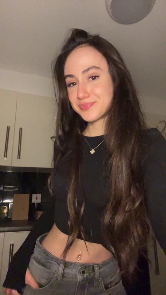 Post 1 by Beliz Akyuz on TikTok (video)