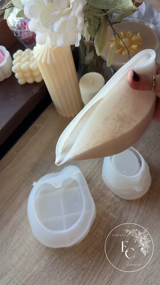 Post 6 by essential_candles on TikTok (video)
