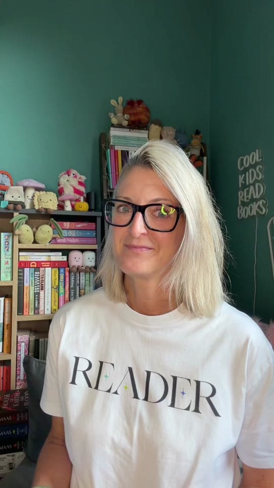 Post 2 by Jules on TikTok (video)