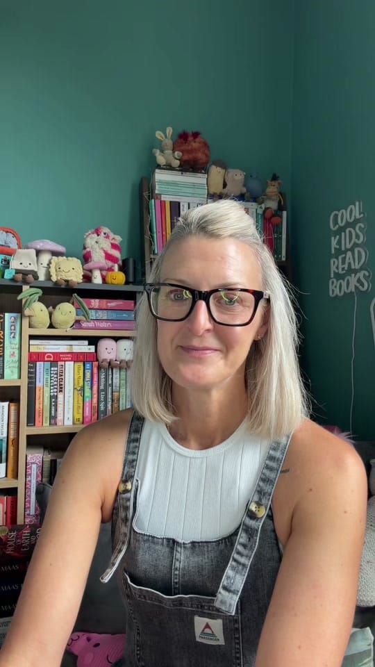 Post 6 by Jules on TikTok (video)