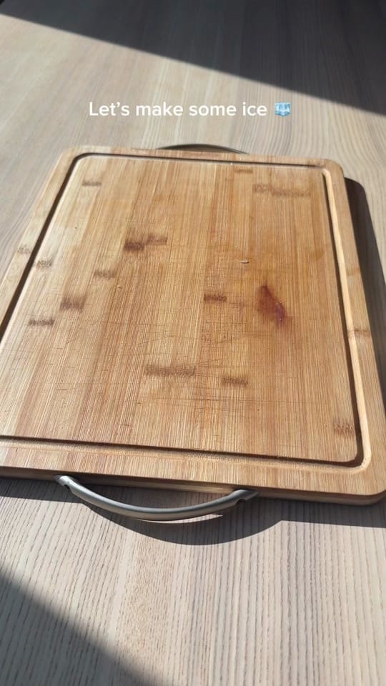Post 5 by LE PÉTALE on TikTok (video)