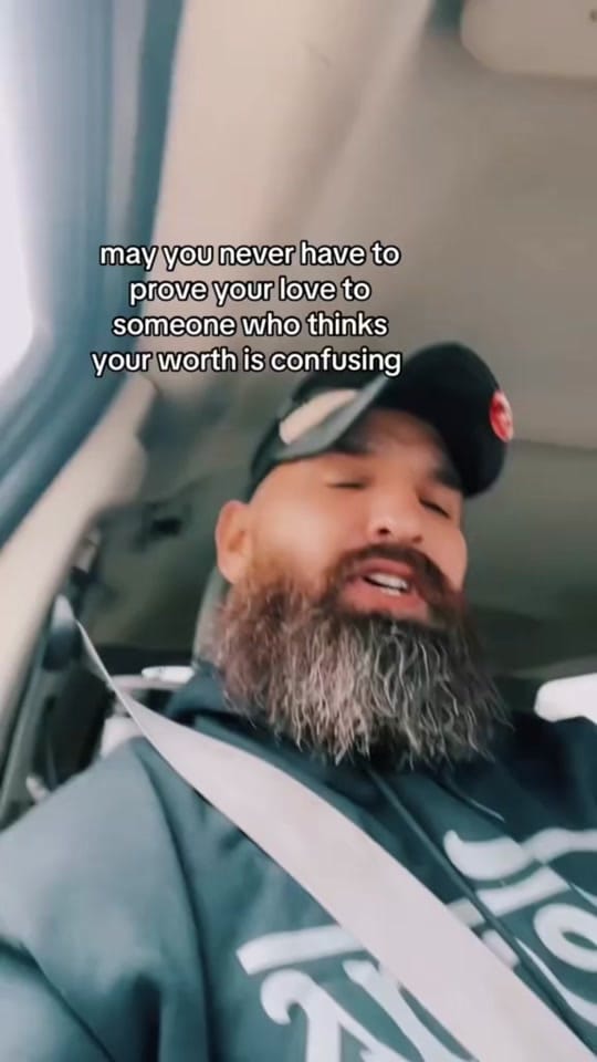 Post 8 by Manny Rodriguez on TikTok (video)