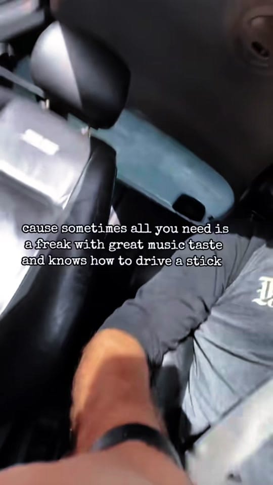 Post 2 by Manny Rodriguez on TikTok (video)