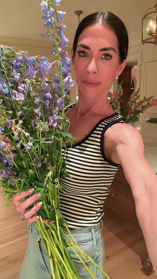 Post 4 by Caitlin Wilson on TikTok (video)