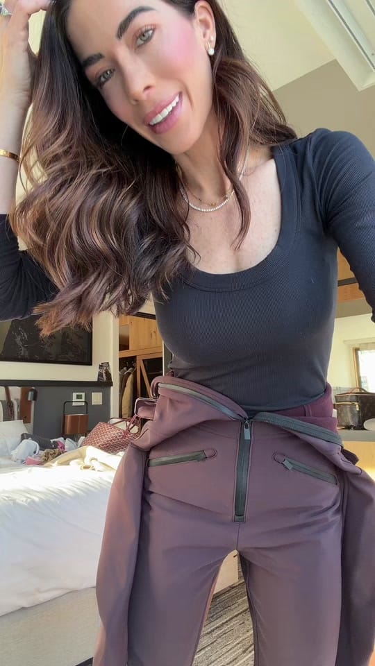 Post 7 by Caitlin Wilson on TikTok (video)