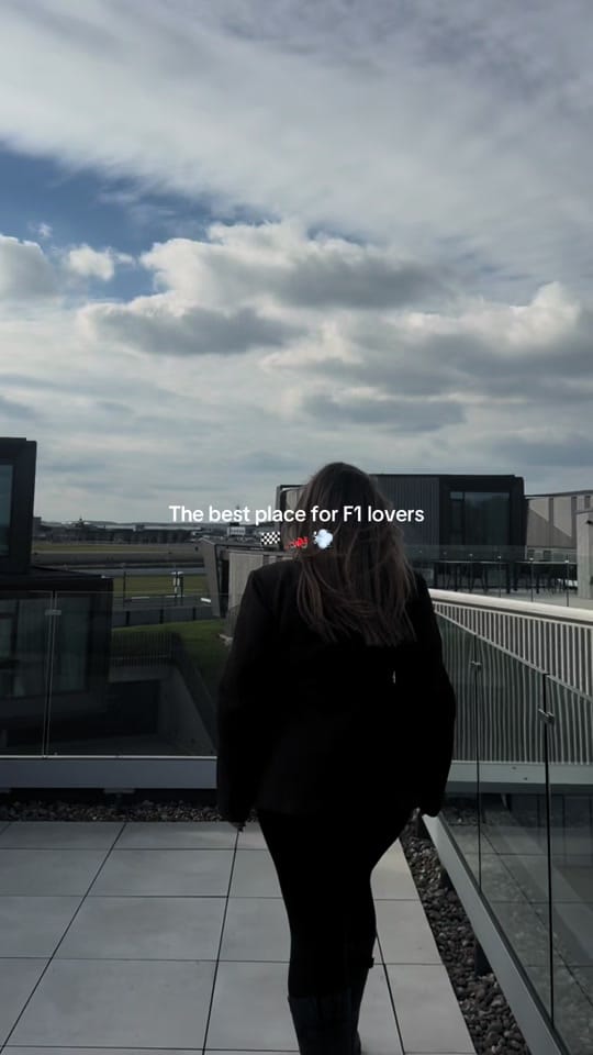 Post 10 by † 𝐌𝐞𝐫𝐥𝐢 𝐏𝐫𝐞𝐧𝐠𝐚 on TikTok (video)