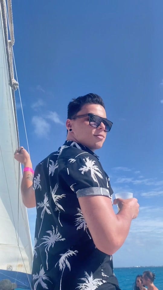 Post 9 by Marco Barcelos on TikTok (video)