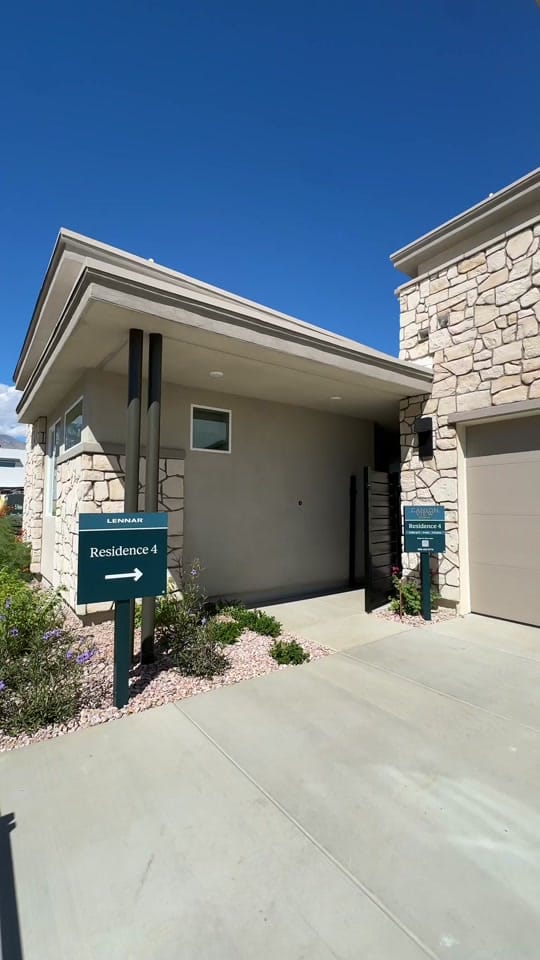 Post 5 by Luxury Homes In Los Angeles on TikTok (video)