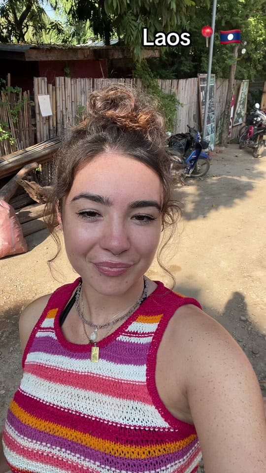 Post 6 by ilovechloeholder on TikTok (video)