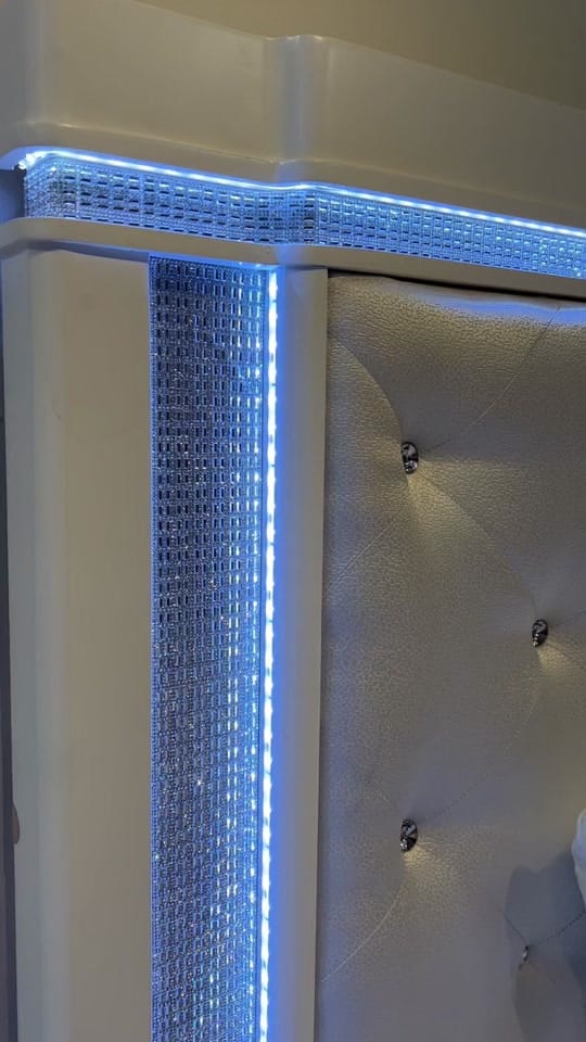 Post 4 by Jeromes furniture on TikTok (video)