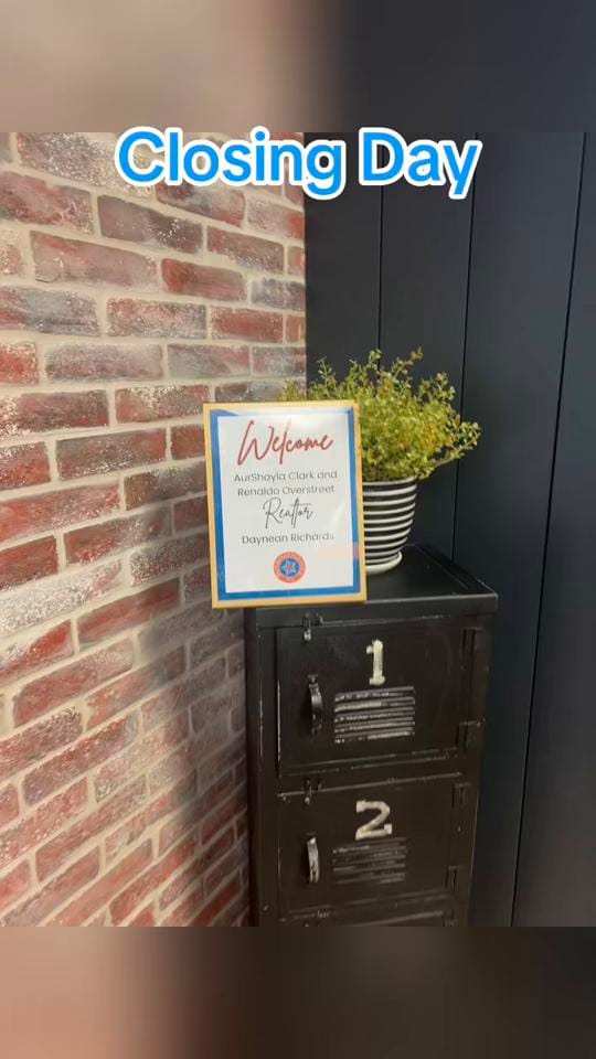 Post 5 by Colleen Love, Tx REALTOR on TikTok (video)