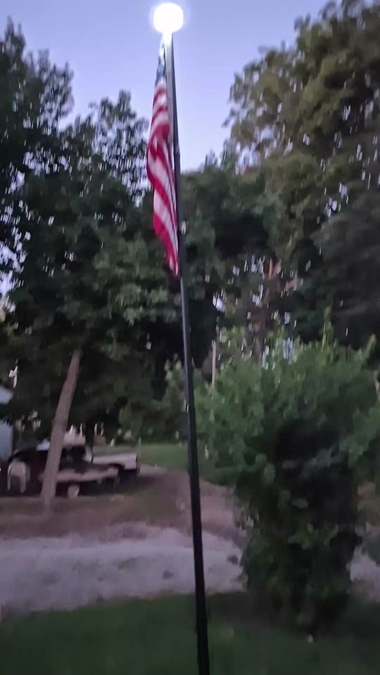 Post 4 by Guy around the corner on TikTok (video)