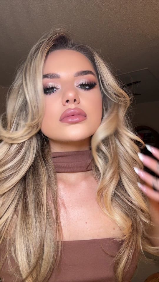 Post 6 by zoeshayestates on TikTok (video)