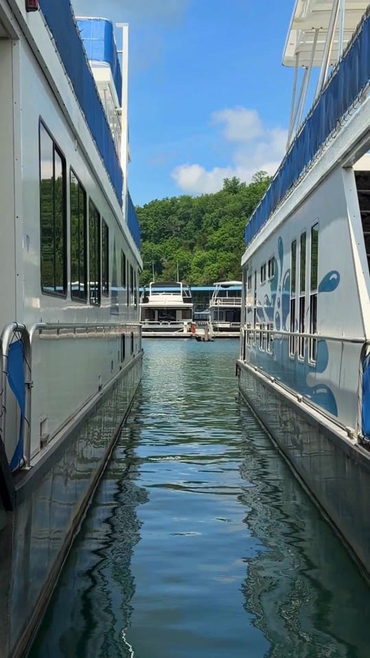 Post 3 by Lake Cumberland on TikTok (video)