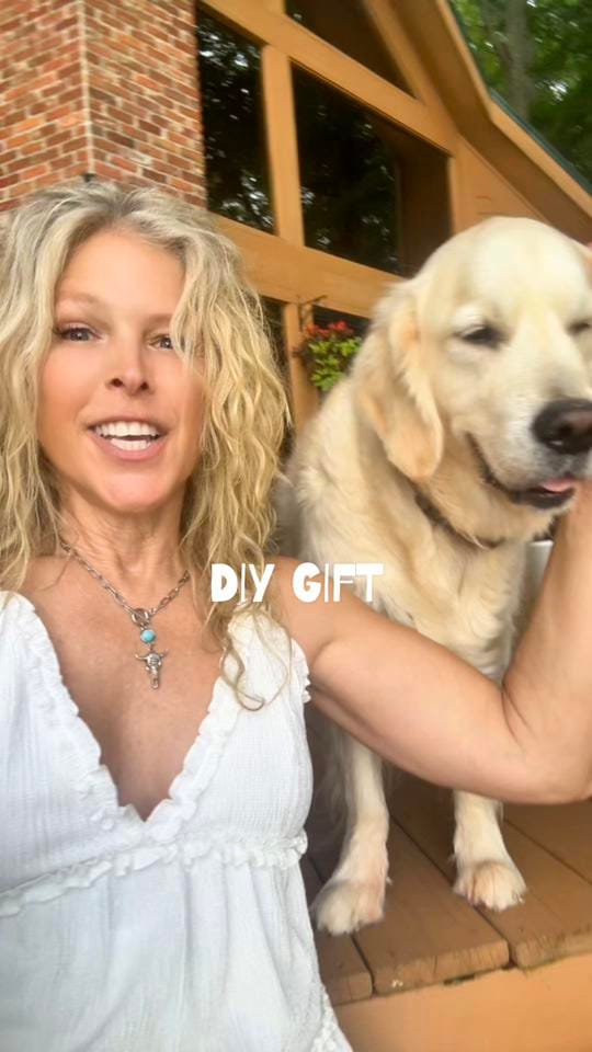 Post 1 by KellysFurnitureFlips on TikTok (video)