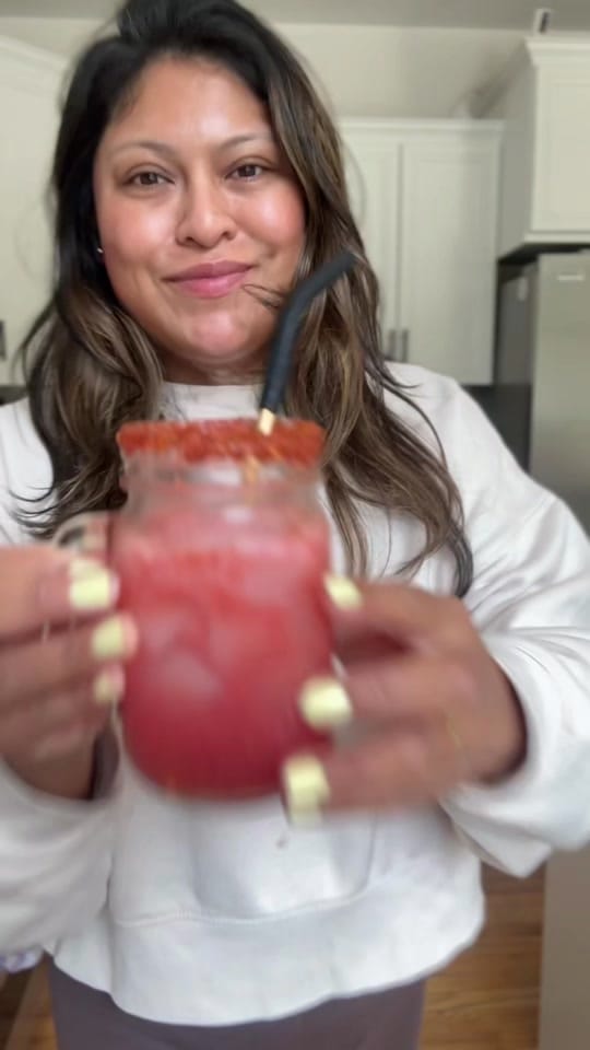 Post 10 by Tania Morales on TikTok (video)