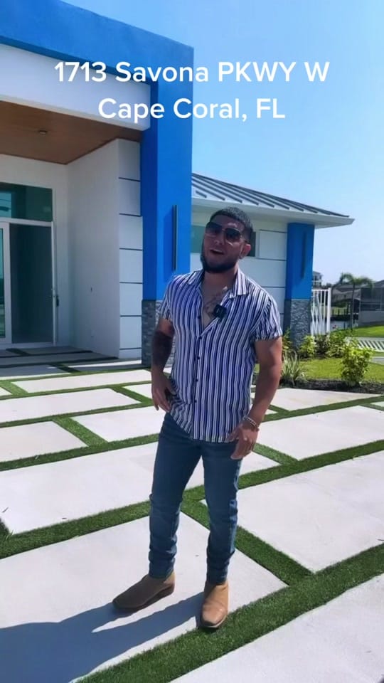 Post 7 by Allan K. Garcia on TikTok (video)