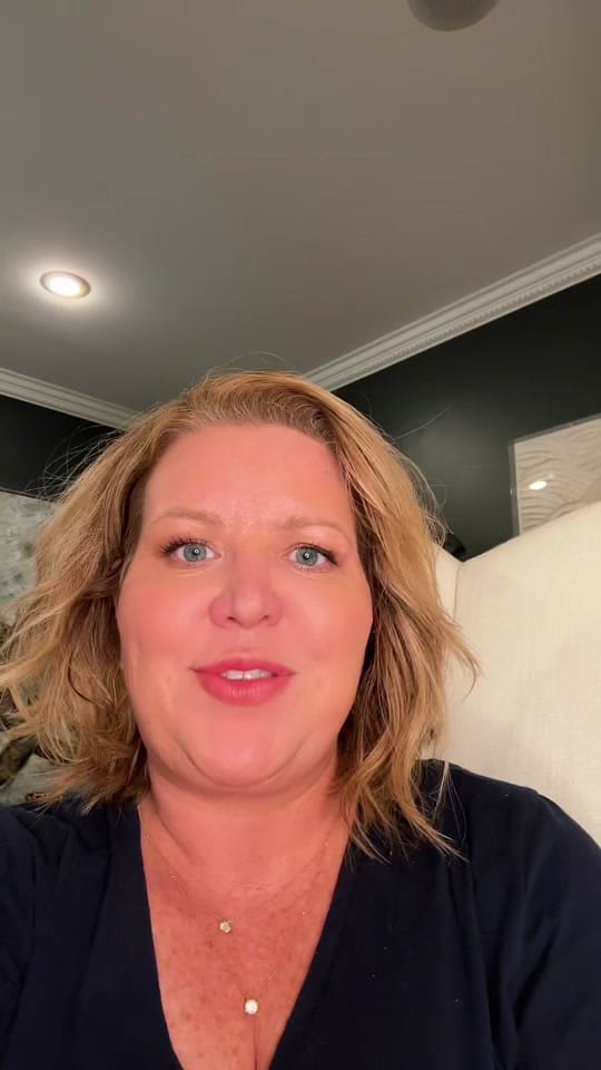 Post 3 by Liz Bradley on TikTok (video)