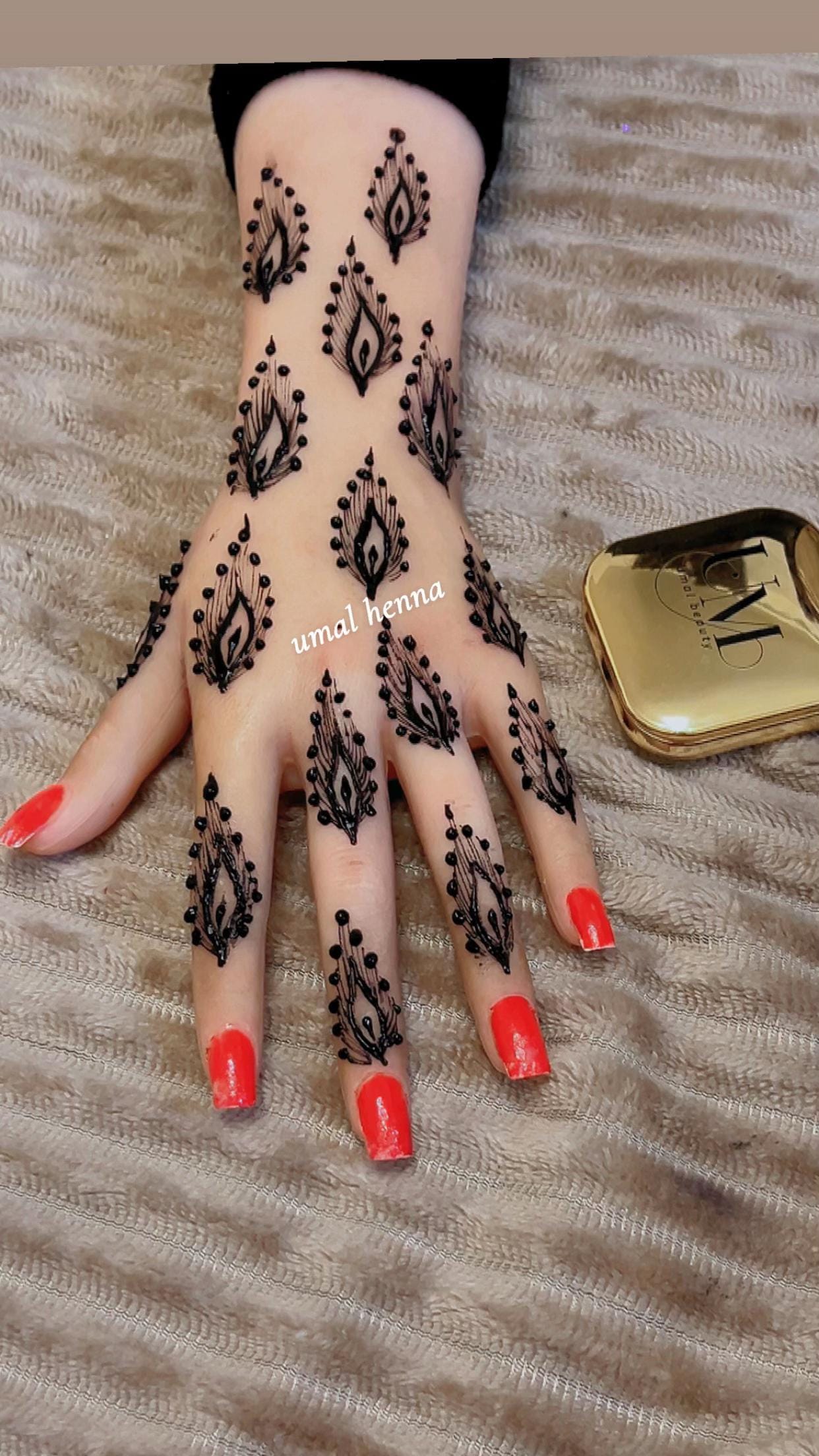 Post 4 by Umal Beauty Salon on TikTok (video)