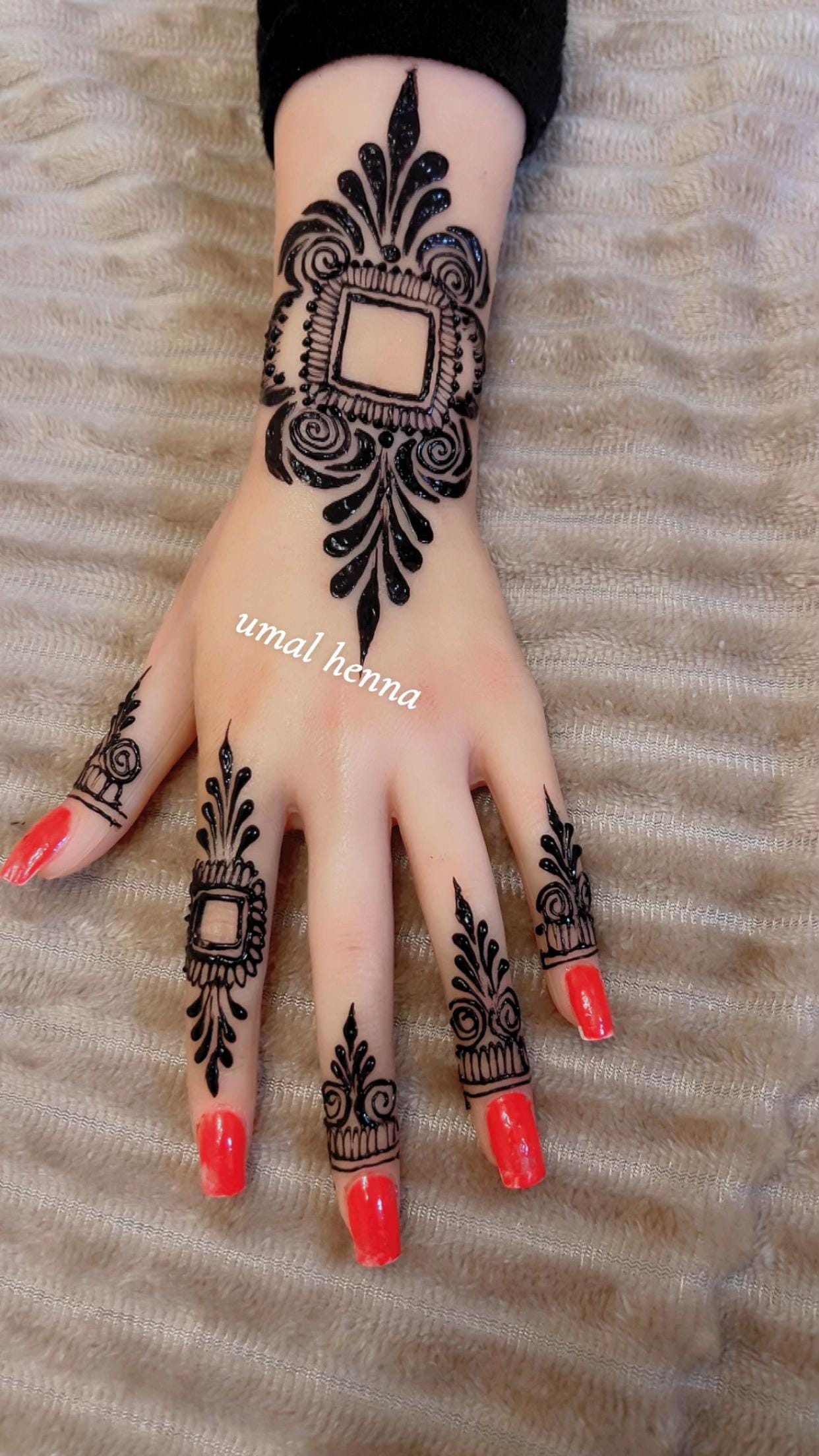 Post 5 by Umal Beauty Salon on TikTok (video)