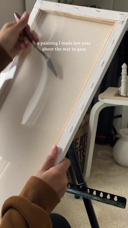 Post 4 by Eisha B🎨 on TikTok (video)