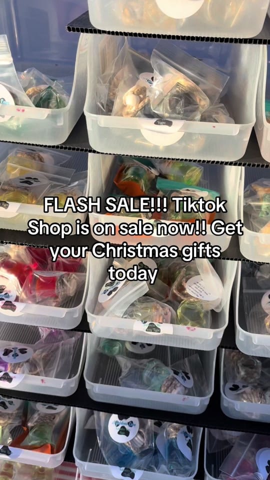 Post 4 by A Goldens Love on TikTok (video)