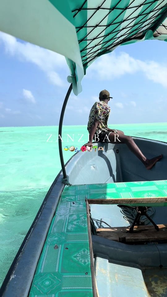Post 2 by travelavo 🌺🌴 on TikTok (video)