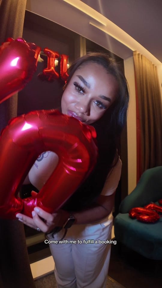 Post 1 by balloonology on TikTok (video)