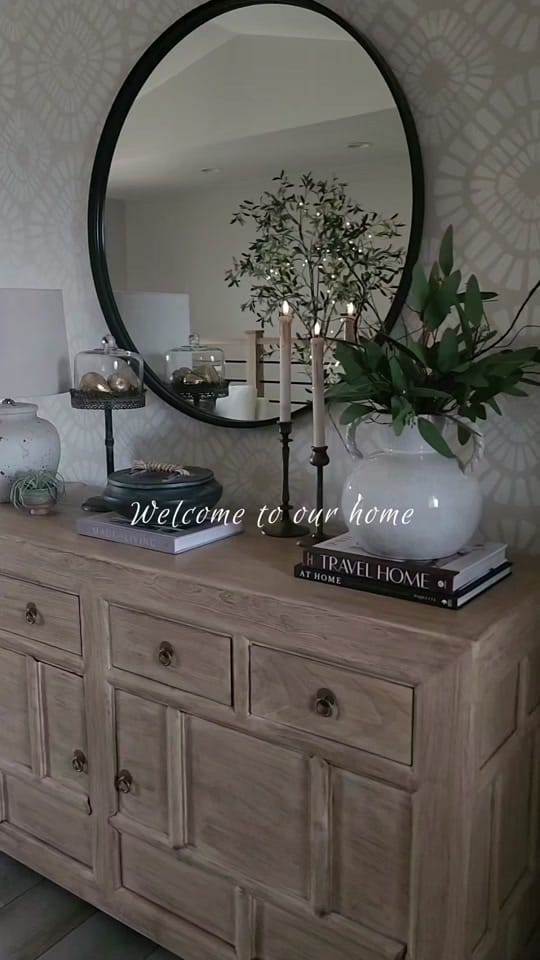 Post 2 by Rachel on TikTok (video)