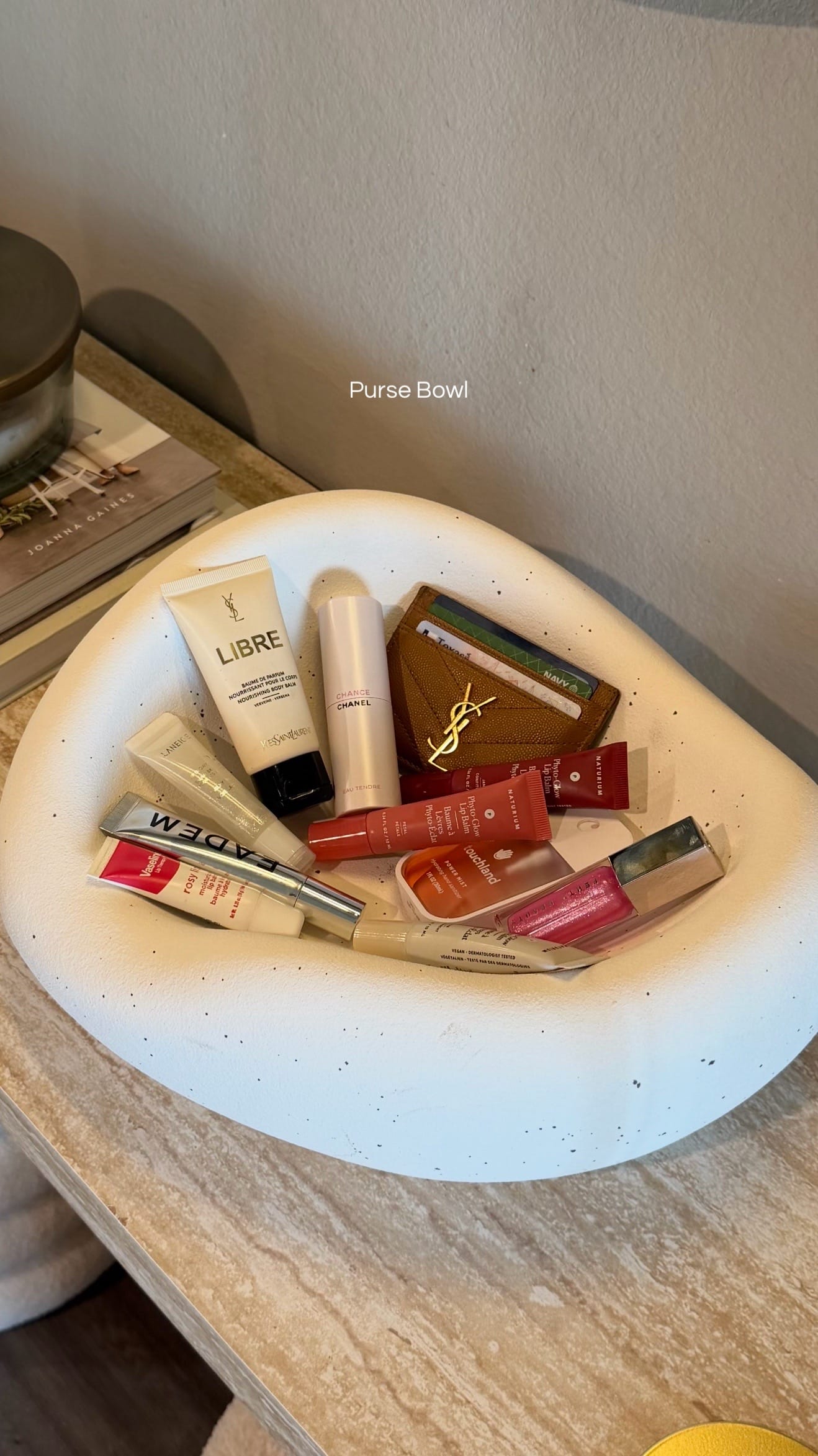 Post 3 by DORA JAY on TikTok (video)