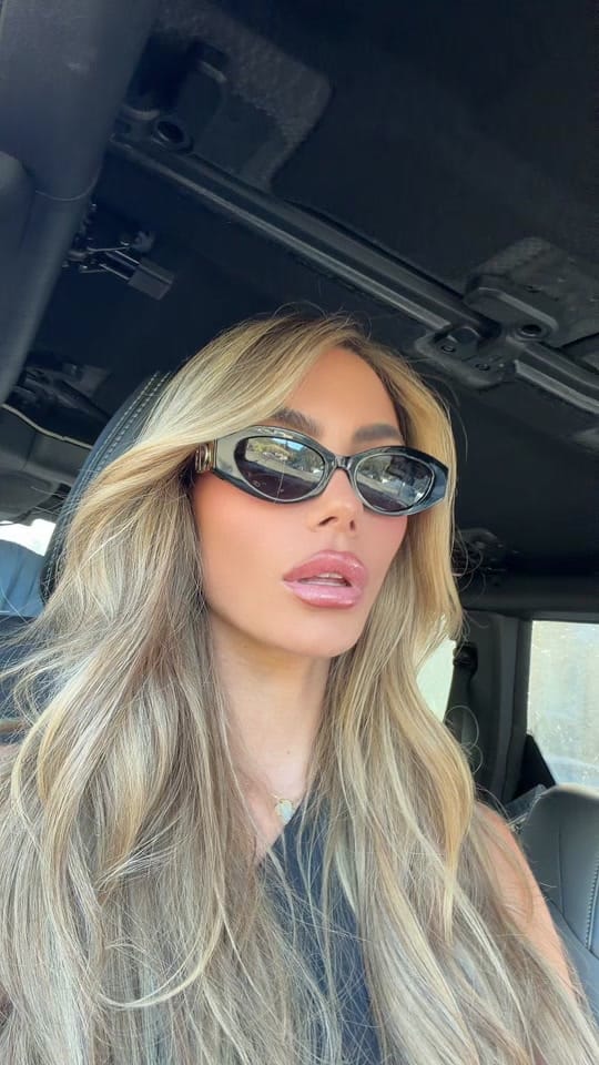Post 1 by Enna Schell on TikTok (video)