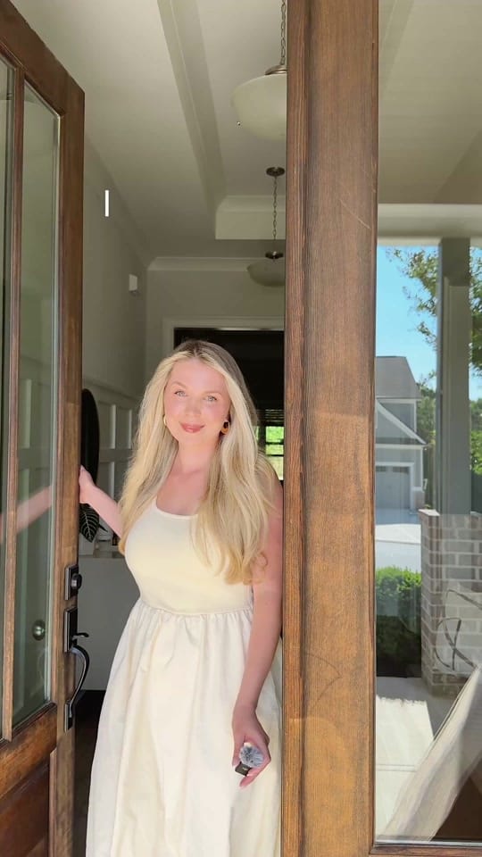 Post 8 by Julia Hunt on TikTok (video)