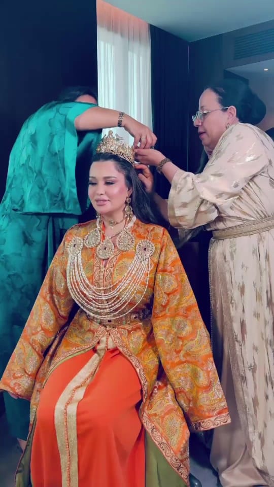 Post 4 by Fatima Anida on TikTok (video)