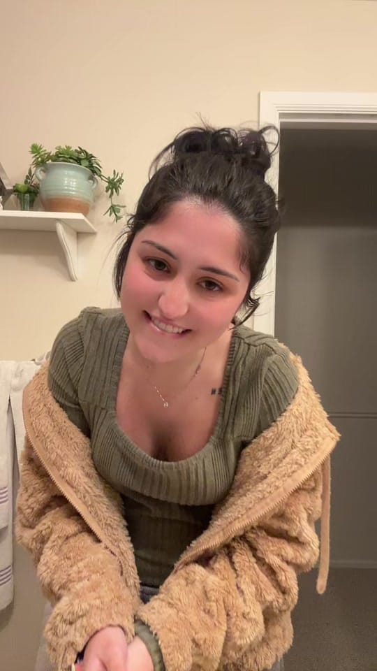 Post 1 by flavia g on TikTok (video)