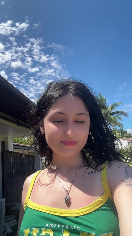 Post 4 by flavia g on TikTok (video)
