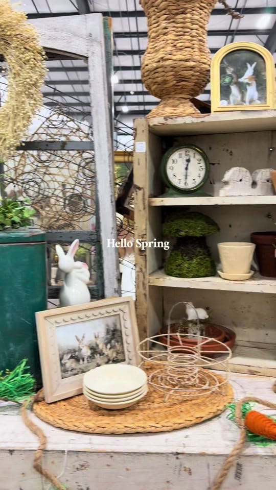 Post 10 by The Vintage Market on TikTok (video)