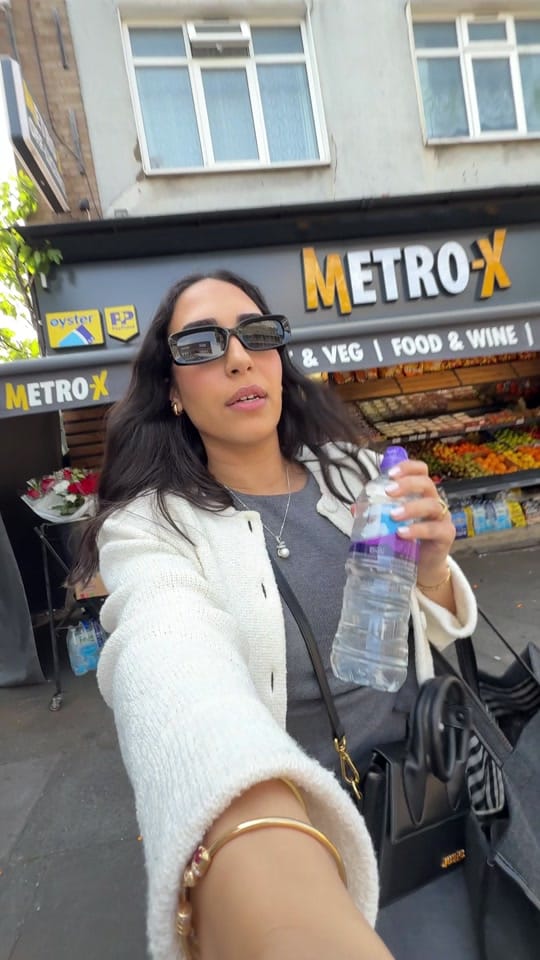 Post 1 by Nada on TikTok (video)