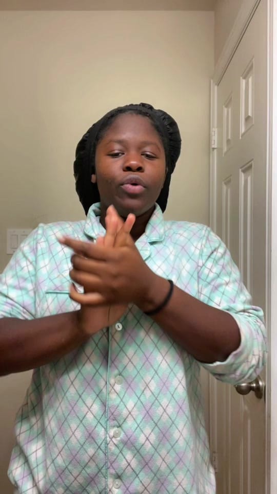 Post 10 by 𝐂 𝐇 𝐄 𝐋 𝐒 𝐄 🌞🍸🪵🫒 on TikTok (video)