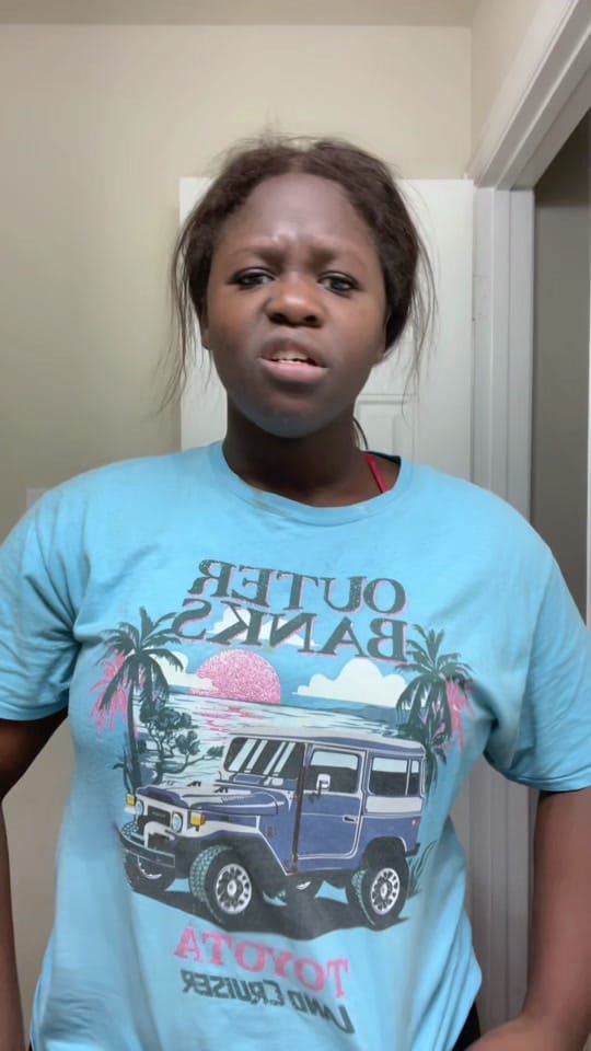Post 3 by 𝐂 𝐇 𝐄 𝐋 𝐒 𝐄 🌞🍸🪵🫒 on TikTok (video)