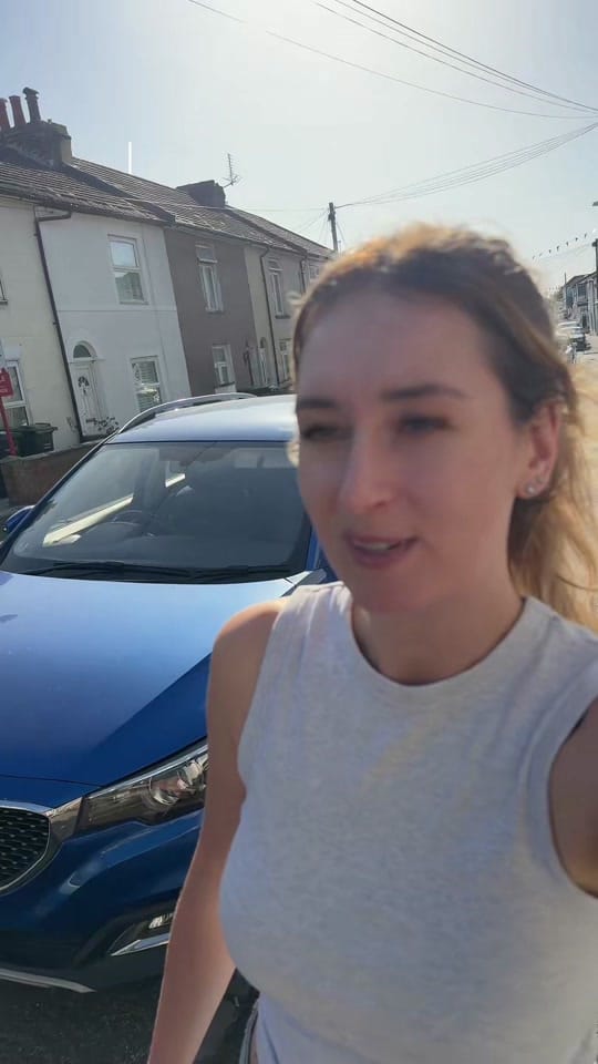 Post 4 by sophieinkent on TikTok (video)