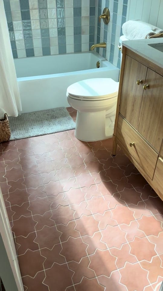 Post 8 by Jenevieve on TikTok (video)