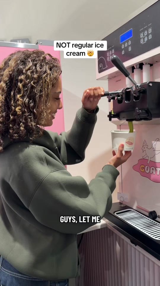 Post 1 by Kybetravel on TikTok (video)