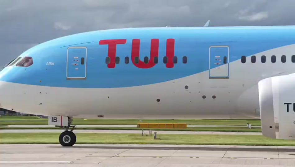 Post 7 by ✈️International aviation777🛩 on TikTok (video)