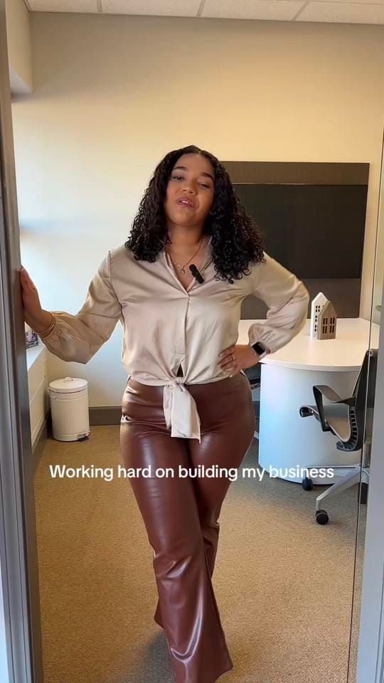 Post 2 by bella ☔️ on TikTok (video)