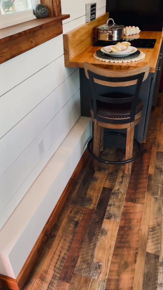 Post 10 by WoodlandRidgeTinyHomeCrafters on TikTok (video)